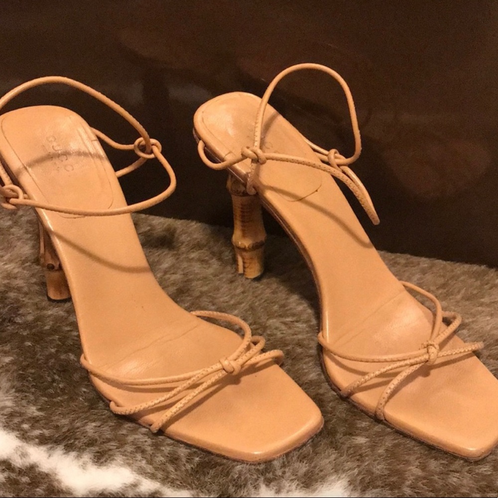 GUCCI Tom Ford Collection Bamboo Nude Heel 8B